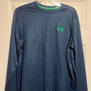 NWOT Under Armour Men’s size small long sleeve heat gear.